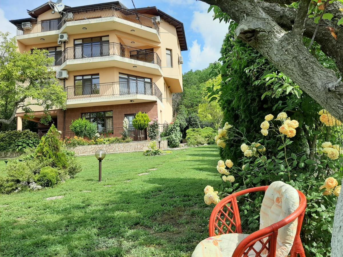 Villa Prolet General-Kantardzhievo Ngoại thất bức ảnh