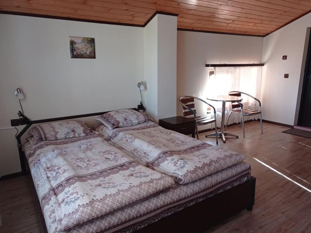 Villa Prolet General-Kantardzhievo Ngoại thất bức ảnh